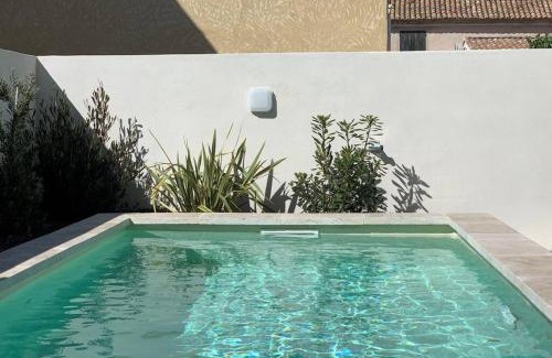 Rasteau House | Maison de village 150 M2 au calme climatisée, piscine