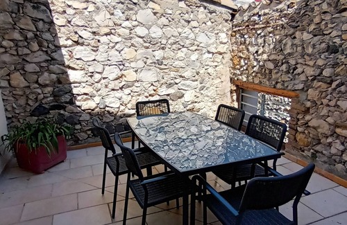 Rochemaure House | Maison de Village