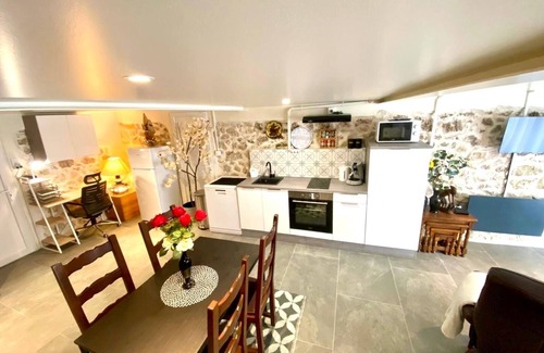 Tabanac House | Maison des Vignes with cleaning, sheets and towels included