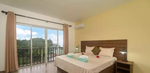 La Misere House | Maison Dora