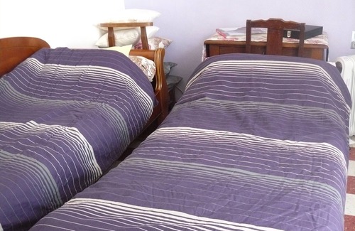 Villeneuve-les-Beziers Bed & Breakfast | Maison du Canal