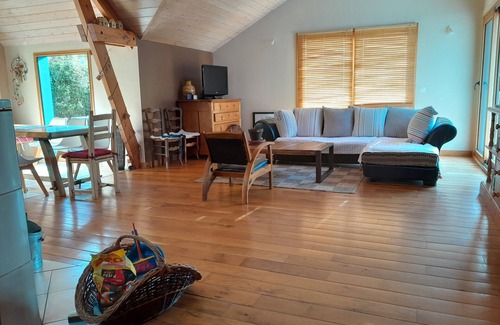 Lantic House | Maison en Bois, à 10 Minutes de la mer et des Chemins de Randonnées