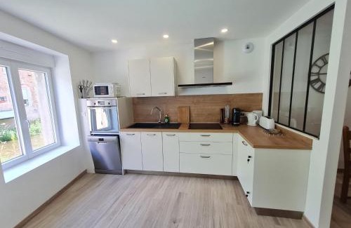 Raon-l'Etape House | Maison familiale à Raon-l'Étape - 3 chambres, balcon sur rivière, proche commodités et activités - FR-1-589-594