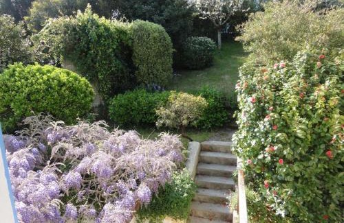 Sauzon House | Maison familiale typique à Sauzon avec jardin, proche du port - FR-1-418-11