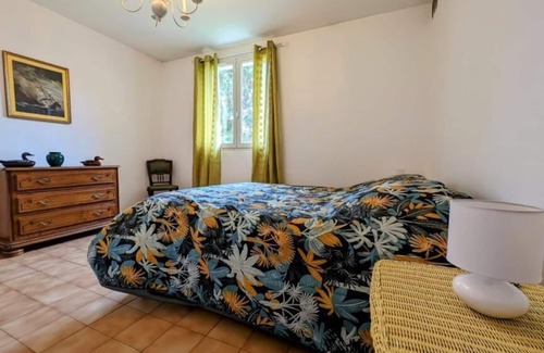 Saint-Hilaire-le-Chatel Bed & Breakfast | Maison Dans le Perche - Vue sur un Étang