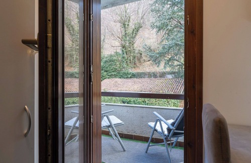 Introbio Apartment | Maison Giulia - Studio Apartment, Sleeps 2