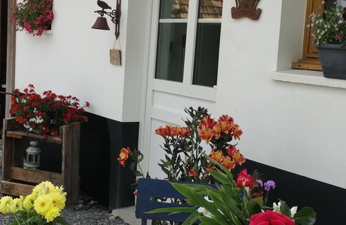 Arrest House | Maison Jeanne 🌞 quiet in an old farmhouse