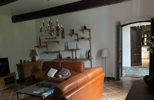 Mazouau Villa | Maison Maître Villa Your Holiday Rental With Large Pool and Garden Mountain View