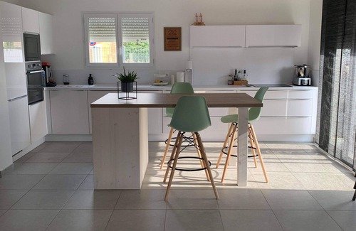 Aimargues House | Maison Moderne Avec Piscine Privée en Petite Camargue