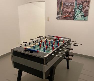 Fontaine-l'Eveque House | Maison Pétria