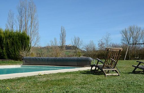 Castelnau-de-Montmiral Bed & Breakfast | maison pechauzi