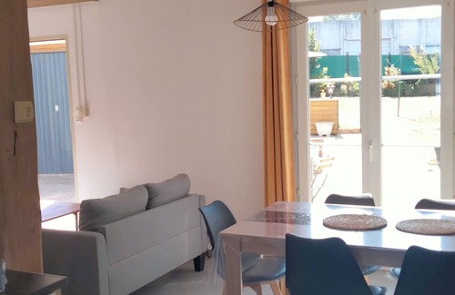 Cosne-Cours-sur-Loire House | Maison Proche du Centre Ville