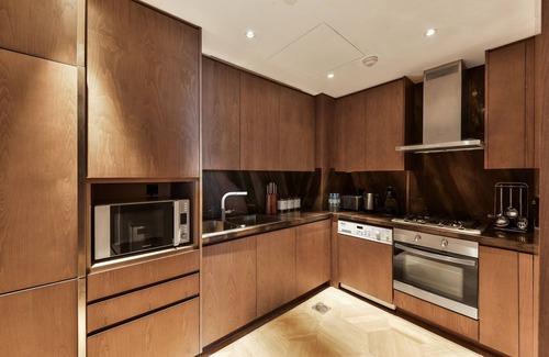 Palm Jumeirah Apartment | Maison Privee - Elegant Apt with Sea Views at FIVE Palm Jumeirah