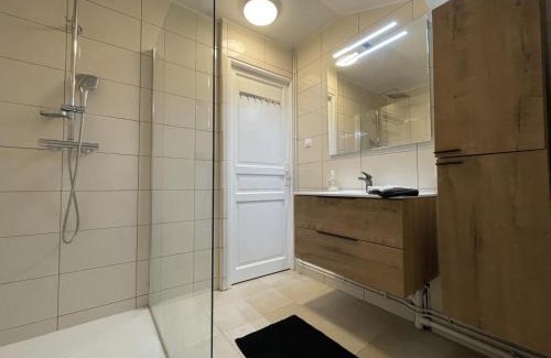 Rongeres House | Maison rénovée en campagne avec jardin proche Vichy - FR-1-489-381