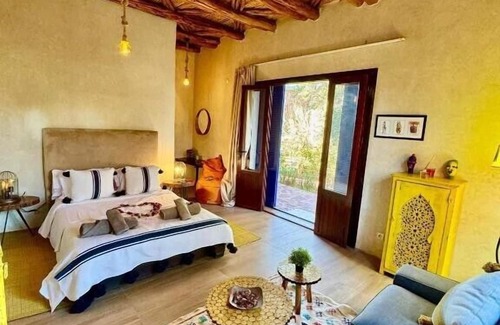 Bine el Ouidane Hotel | Maison Soo Bin