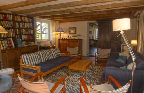 Le Palais House | Maison spacieuse à 900m de la plage avec grand jardin et annexe, idéale pour familles nombreuses - FR-1-418-22