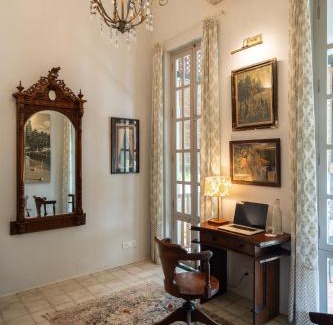 White Town Bed & Breakfast | Maison Twenty Six by LuxUnlock Private Villas