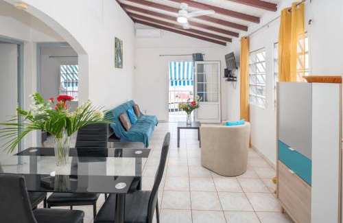 Basse-Terre House | Maison Yoyo - Maison Climatisée