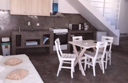 Perissa House | Maisonette house with jacuzzi Loukas & Emma