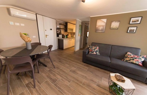 Aurelio Apartment | MaisonLuCe quiet and relax in the green of Villa Pamphili and 2 steps from the Vatican