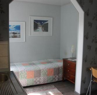 Kylanlahti Hotel | Majatalo Veikeä Vuohi