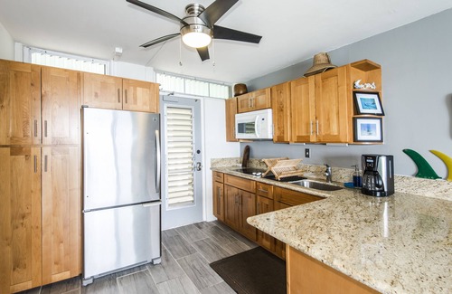 Makaha Condo | Makaha Ocean Lullaby. The famous Makaha surf beach!