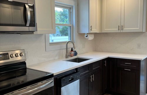 Old Lyme House | Make Memories in Charming Hawk's Nest Beach!