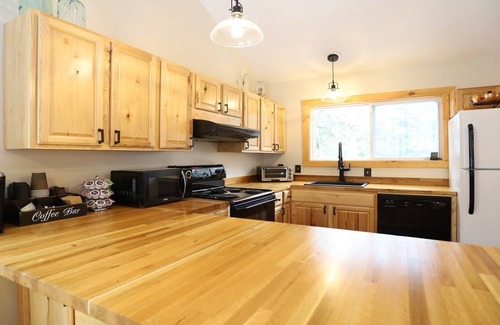 Campton House | Make this private updated Waterville Estates Home your next family vacation! (BV146E)