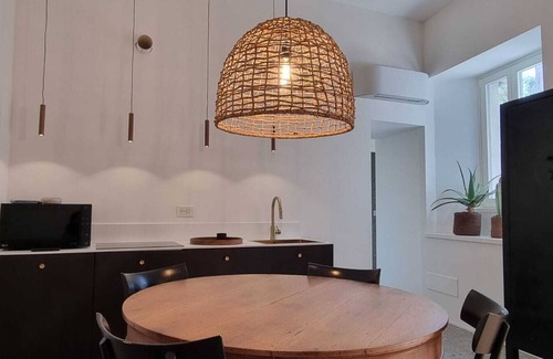 Malgrate Apartment | ⦗Malgrate/Lecco⦘ The Court of the Lake