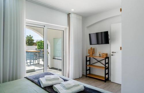 Albufeira House | Malpique heated pool & Jacuzzi Guest House