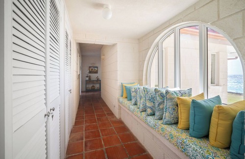 Long Bay Villa | Maltese Falcon Villa 3bd by ZenBreak