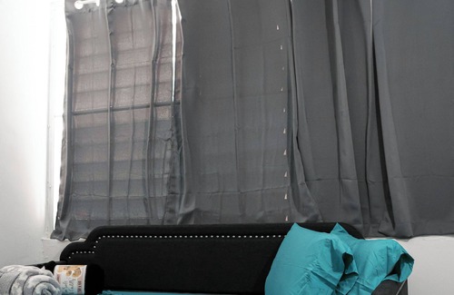 Sabana Abajo House | Mami's Corner in Carolina with WiFi, AC, Near Airport, Beaches, Malls and more