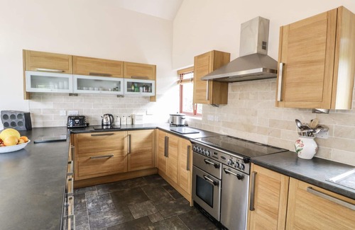 Aberdaron House | MANAROS COTTAGE, pet friendly, country holiday cottage in Aberdaron