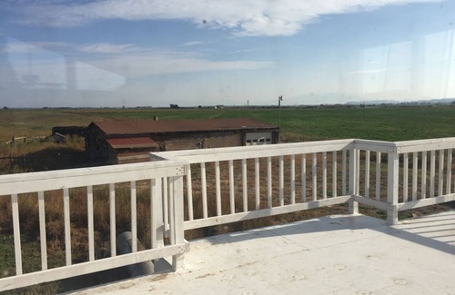 Capulin House | Manassa CO- Hunting and Fishing-Newly Remodeled