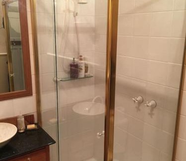 Buln Buln Bed & Breakfast | Manderley Park Farmstay B&B