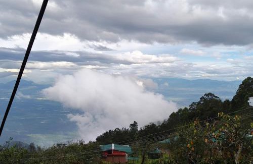 Vattakanal Cabin | Manna Wooden House