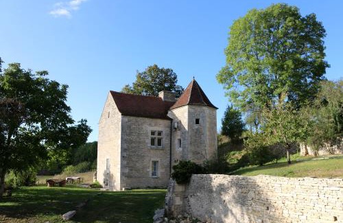 Pimelles Villa | Manoir de Pimelles-Bourgogne-Chablis-2h15 Paris
