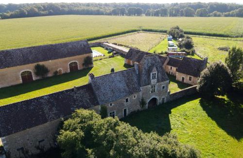 Margon House | Manoir du Bois Joly - Gîte du Fournil