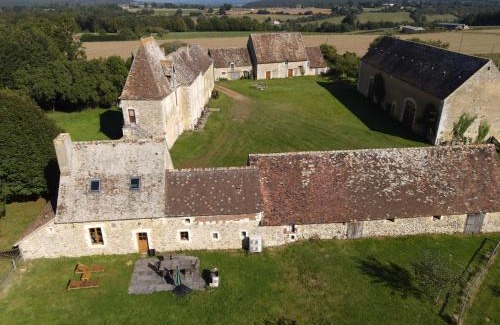 Margon House | Manoir du Bois Joly - Gîte du Fournil