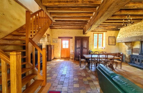 Margon House | Manoir du Bois Joly - Gîte du Fournil