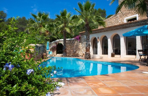 Canyelles House | Manor House at Masia Nur Sitges (adults only, very stylisch) )