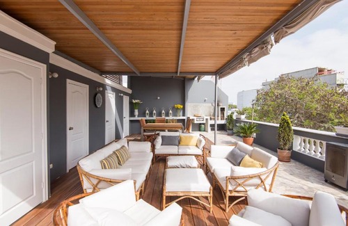 Armendariz Apartment | Manor House Lima