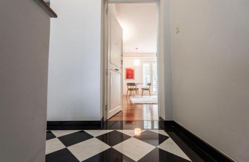 Armendariz Apartment | Manor House Lima