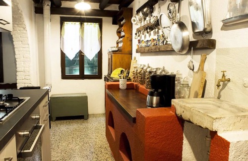 Codogne Villa | MANOR HOUSE near Venice, Prosecco hills, and Dolomites with private pool