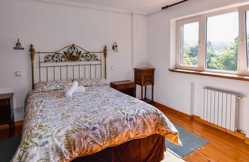 Revilla Villa | Manor house with large garden and spacious rooms