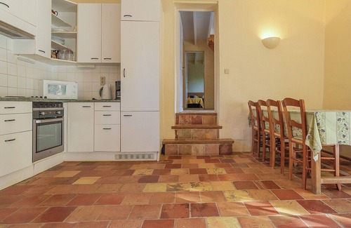 Saint-Georges-de-Montclard Villa | Mansion in Aquitaine with Private Pool