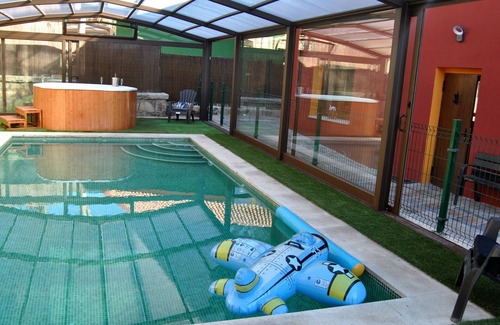 Collado Mediano House | MANSION DELUXE VILLA ALEJANDRA WITH POOL AND JACUZZI