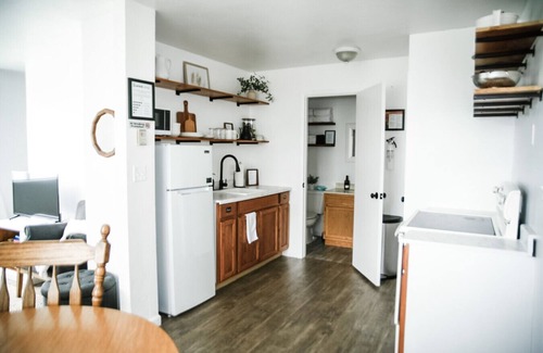 Evergreen House | Maple House-1 Bedroom, 1 Bath-Private, Centrally Located