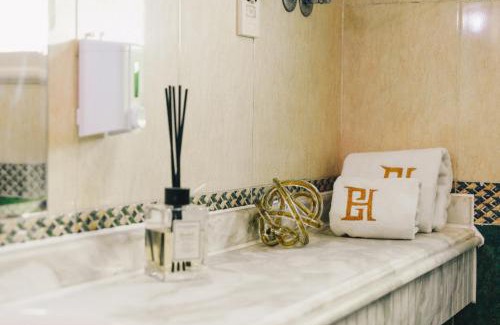 New Cairo Apartment | Maple & Moon Boutique Villa near CFC Mall by Elegant Hospitality