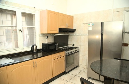 Central B Apartment | Maputo Central [Free Parking 24H - Free WiFi - AC]